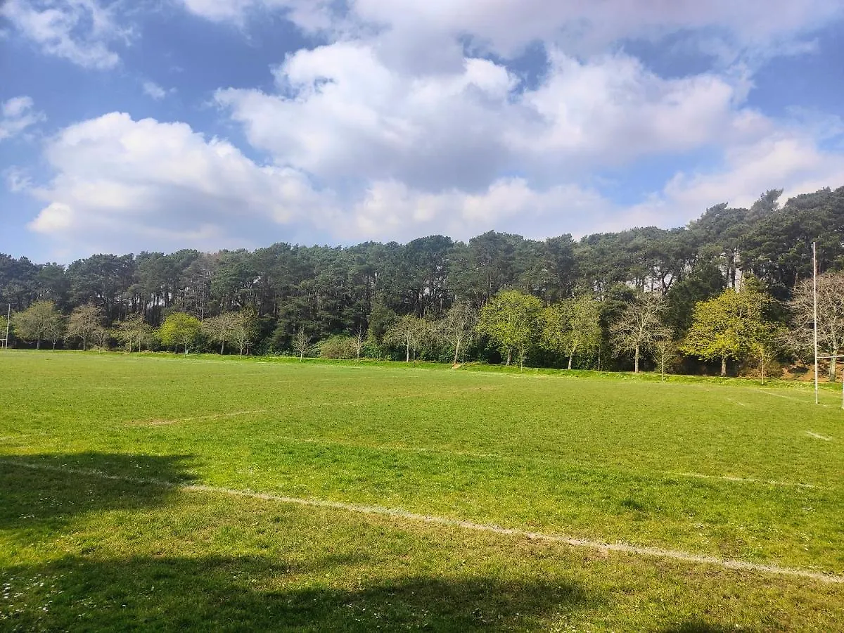 Peaceful Getaway In Forested Park Bournemouth 0*,  United Kingdom